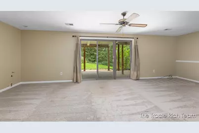 128 Collindale Avenue NW, Grand Rapids, MI 49504 - Photo 25