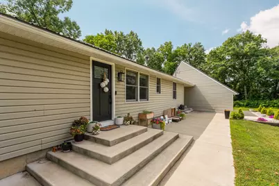 1261 Maple Lane, Brooklyn, MI 49230 - Photo 9