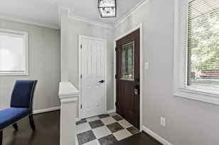 18305 Marquette St, Roseville, MI 48066 - Photo 9
