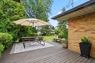 1639 Wellington Rd, Lansing, MI 48910 - Photo 25