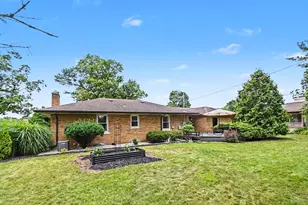 1639 Wellington Rd, Lansing, MI 48910 - Photo 27