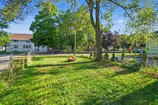 2258 Lincoln St, Muskegon, MI 49441 - Photo 33