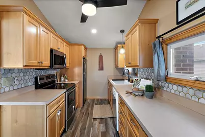 6444 Lakeshore Drive, Saranac, MI 48881 - Photo 9