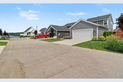 402 W Leland Drive, Whitehall, MI 49461 - Photo 25