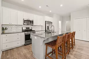 402 W Leland Dr, Whitehall, MI 49461 - Photo 9