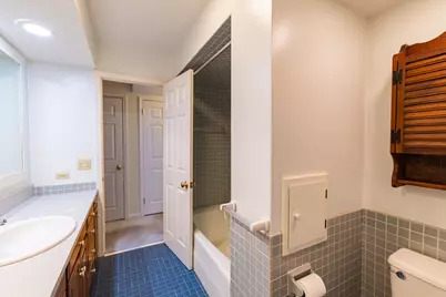 8245 Heritage Drive, Kalamazoo, MI 49009 - Photo 13