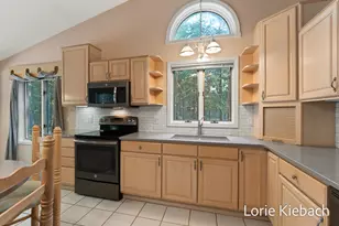 11940 Lakeshore Ave, Grand Haven, MI 49417 - Photo 17