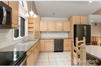11940 Lakeshore Avenue, Grand Haven, MI 49417 - Photo 15
