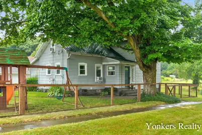 190 Race Street, Freeport, MI 49325 - Photo 31