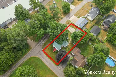 190 Race Street, Freeport, MI 49325 - Photo 35