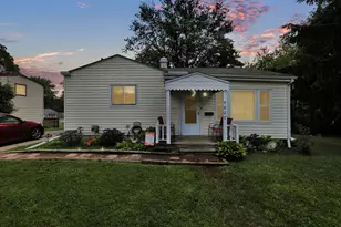 4627 Lowcroft Ave, Lansing, MI 48910 - Photo 1