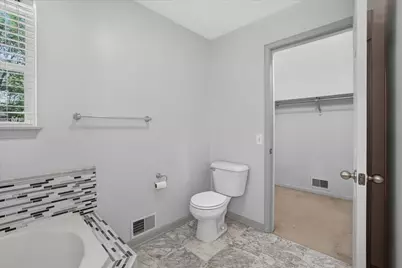 5677 Cartago Drive, Lansing, MI 48911 - Photo 21