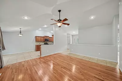 69862 Roy Drive, Edwardsburg, MI 49112 - Photo 9