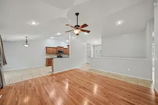 69862 Roy Dr, Edwardsburg, MI 49112 - Photo 9