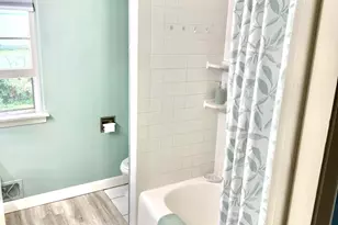 1615 Roger Ave, Benton Harbor, MI 49022 - Photo 9