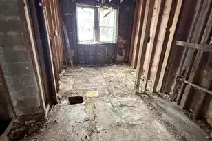 16560 Ward Ave, Detroit, MI 48235 - Photo 9