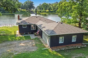 6380 Oakridge Dr, Jonesville, MI 49250 - Photo 1