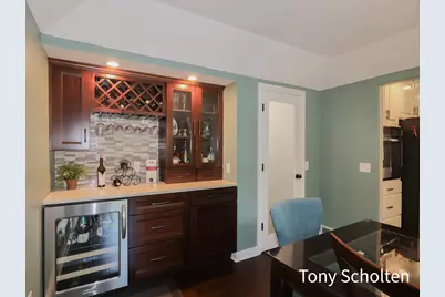 6054 Summerhill Drive, Hudsonville, MI 49426 - Photo 9