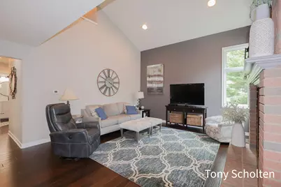 6054 Summerhill Drive, Hudsonville, MI 49426 - Photo 13