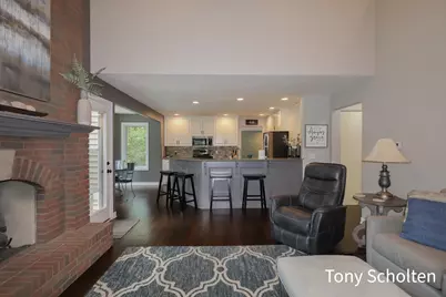 6054 Summerhill Drive, Hudsonville, MI 49426 - Photo 3