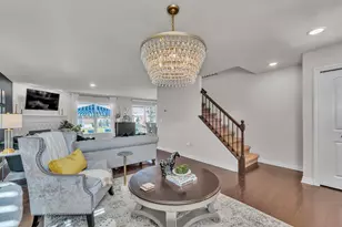 7184 Castell Blvd, Belleville, MI 48111 - Photo 9