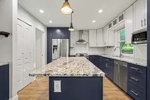 646 Center Dr, Ann Arbor, MI 48103 - Photo 9