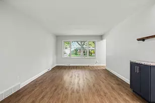 646 Center Dr, Ann Arbor, MI 48103 - Photo 11