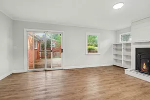 646 Center Dr, Ann Arbor, MI 48103 - Photo 5