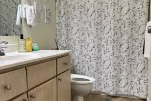 19255 Surrey Ln, Northville, MI 48167 - Photo 25