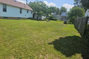 305 Chestnut Ave, Hazel Park, MI 48030 - Photo 13