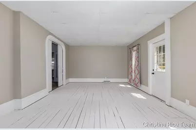614 W Washington Street, Greenville, MI 48838 - Photo 7