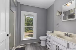 614 W Washington St, Greenville, MI 48838 - Photo 29