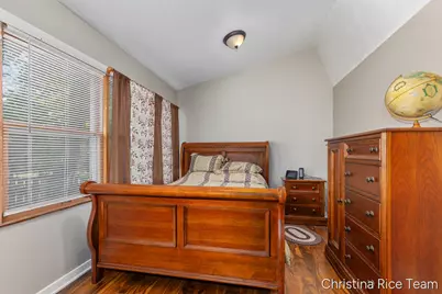 614 W Washington Street, Greenville, MI 48838 - Photo 17