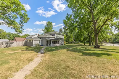 614 W Washington Street, Greenville, MI 48838 - Photo 3