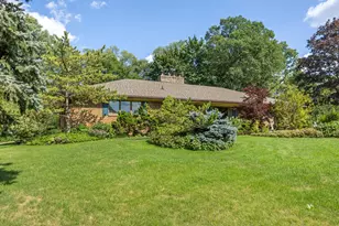 132 Morningside Dr SE, Grand Rapids, MI 49506 - Photo 3