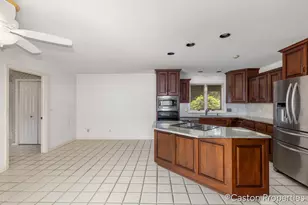 3482 Charlevoix Dr SE, Grand Rapids, MI 49546 - Photo 11