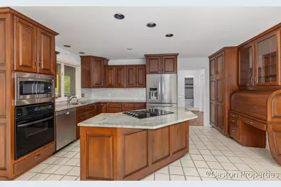3482 Charlevoix Drive SE, Grand Rapids, MI 49546 - Photo 9