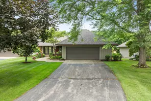 3482 Charlevoix Dr SE, Grand Rapids, MI 49546 - Photo 49