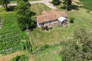 59131 White Temple Rd, Vandalia, MI 49095 - Photo 17