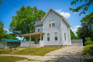 910 Pleasant St, Belding, MI 48809 - Photo 1