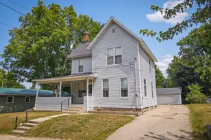 910 Pleasant St, Belding, MI 48809 - Photo 35