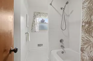 627 N Orient St, Parchment, MI 49004 - Photo 9