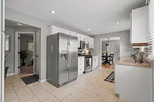 1205 Fountain St NE, Grand Rapids, MI 49503 - Photo 9