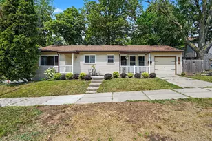 1205 Fountain St NE, Grand Rapids, MI 49503 - Photo 1