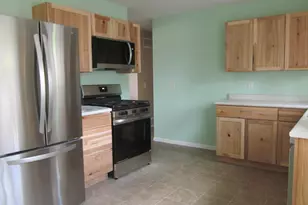 5829 Cheshire St, Portage, MI 49002 - Photo 5