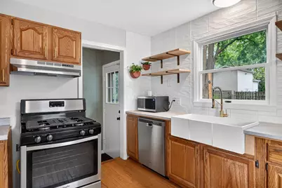 111 Melbourne Street NE, Grand Rapids, MI 49505 - Photo 9