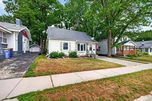 111 Melbourne St NE, Grand Rapids, MI 49505 - Photo 31