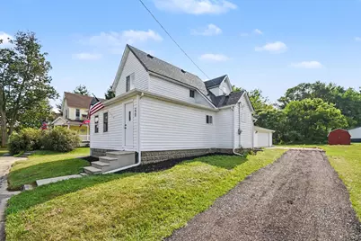 220 Larkin Street, Middleville, MI 49333 - Photo 3