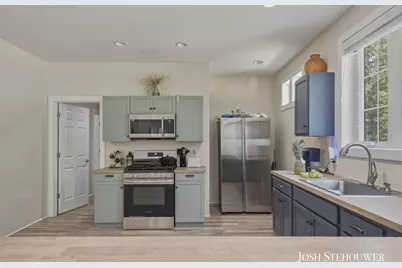914 S Hilton Park Road, Muskegon, MI 49442 - Photo 15
