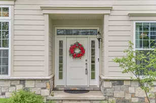 42905 Cardinal Wy, Novi, MI 48375 - Photo 5